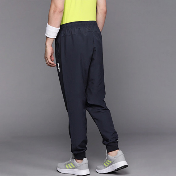 https://hypepulse.in/vi/products/men-navy-blue-stanford-solid-joggers