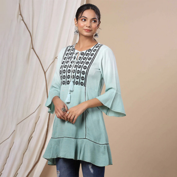 https://hypepulse.in/products/women-green-tunics