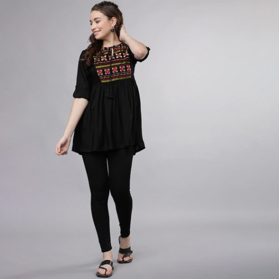https://hypepulse.in/vi/products/women-black-solid-tunic