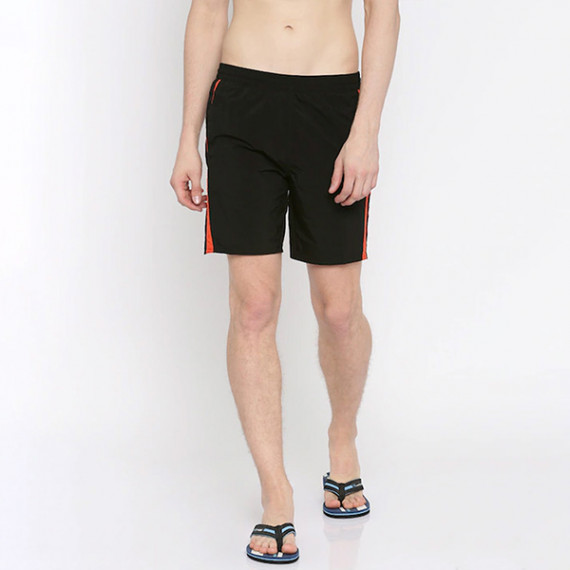https://hypepulse.in/products/black-swim-shorts