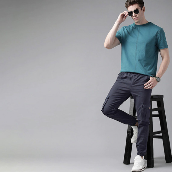 https://hypepulse.in/vi/products/men-navy-blue-solid-mid-rise-woven-pure-cotten-cargo-trousers