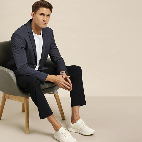 https://hypepulse.in/products/men-navy-blue-slim-fit-self-design-smart-casual-blazer