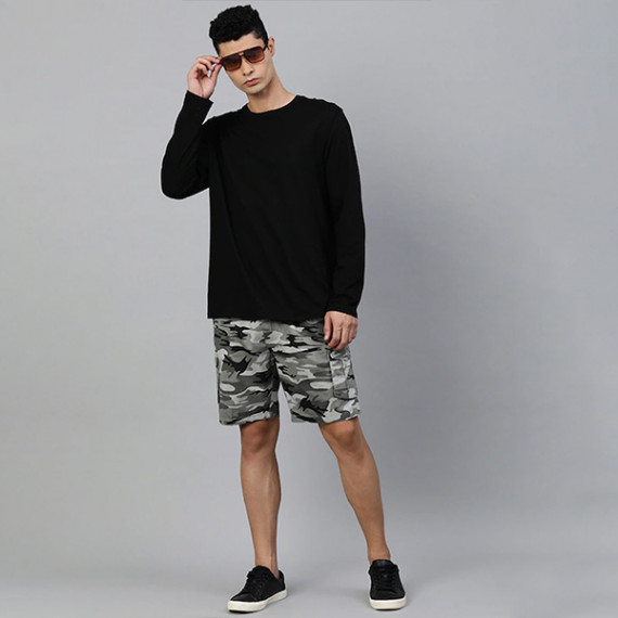https://hypepulse.in/vi/products/men-charcoal-grey-camouflage-printed-pure-cotton-cargo-shorts