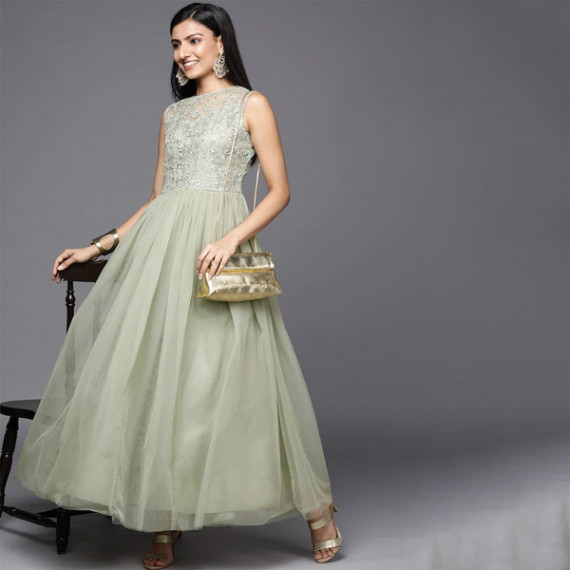 https://hypepulse.in/vi/products/green-ethnic-embroidered-net-maxi-dress